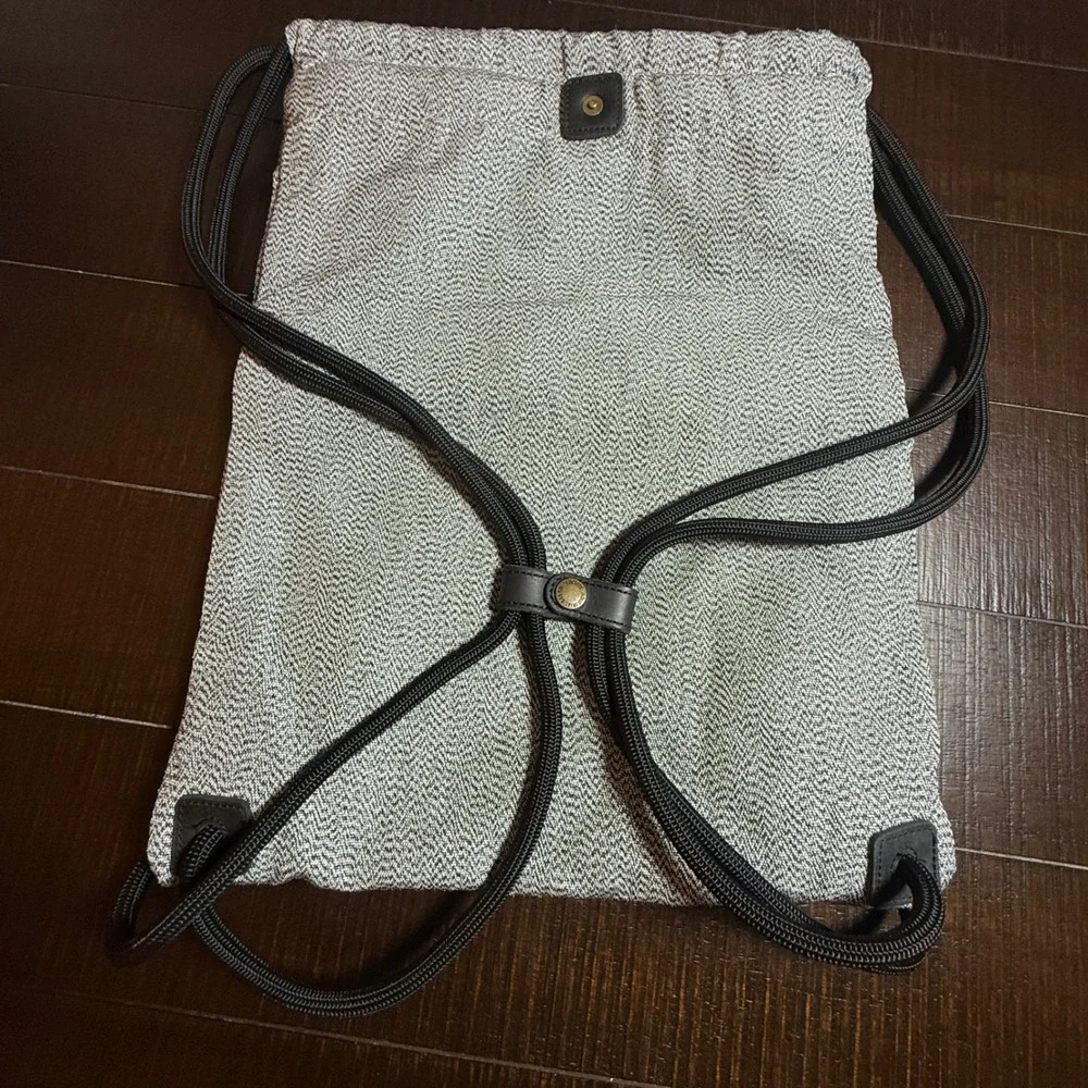Loctote Original Flak Sack Anti-Theft Drawstring Backpack Gray Theft-Resistant